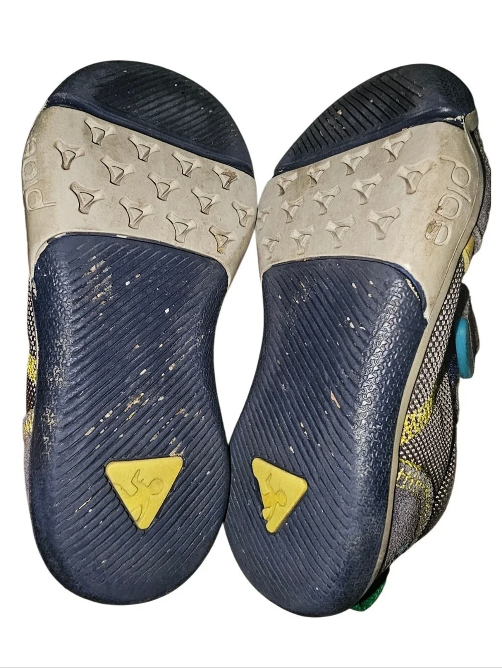 PLAE Gray and Blue Kids Sneakers with Green Heel Tabs